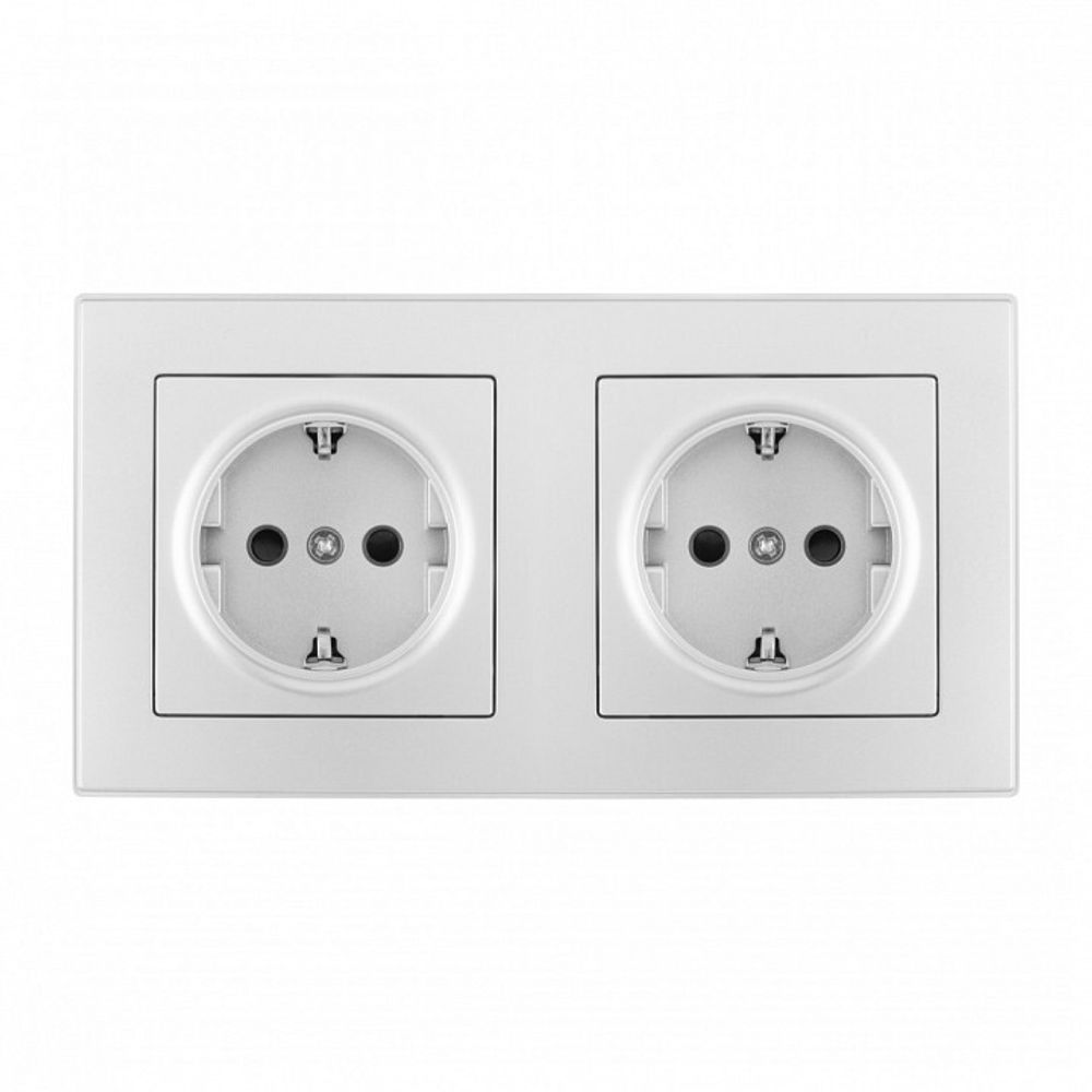 Розетка с заземлением и со шторкой Arte Milano SET06-2 SET06-2-40-1x2 silver