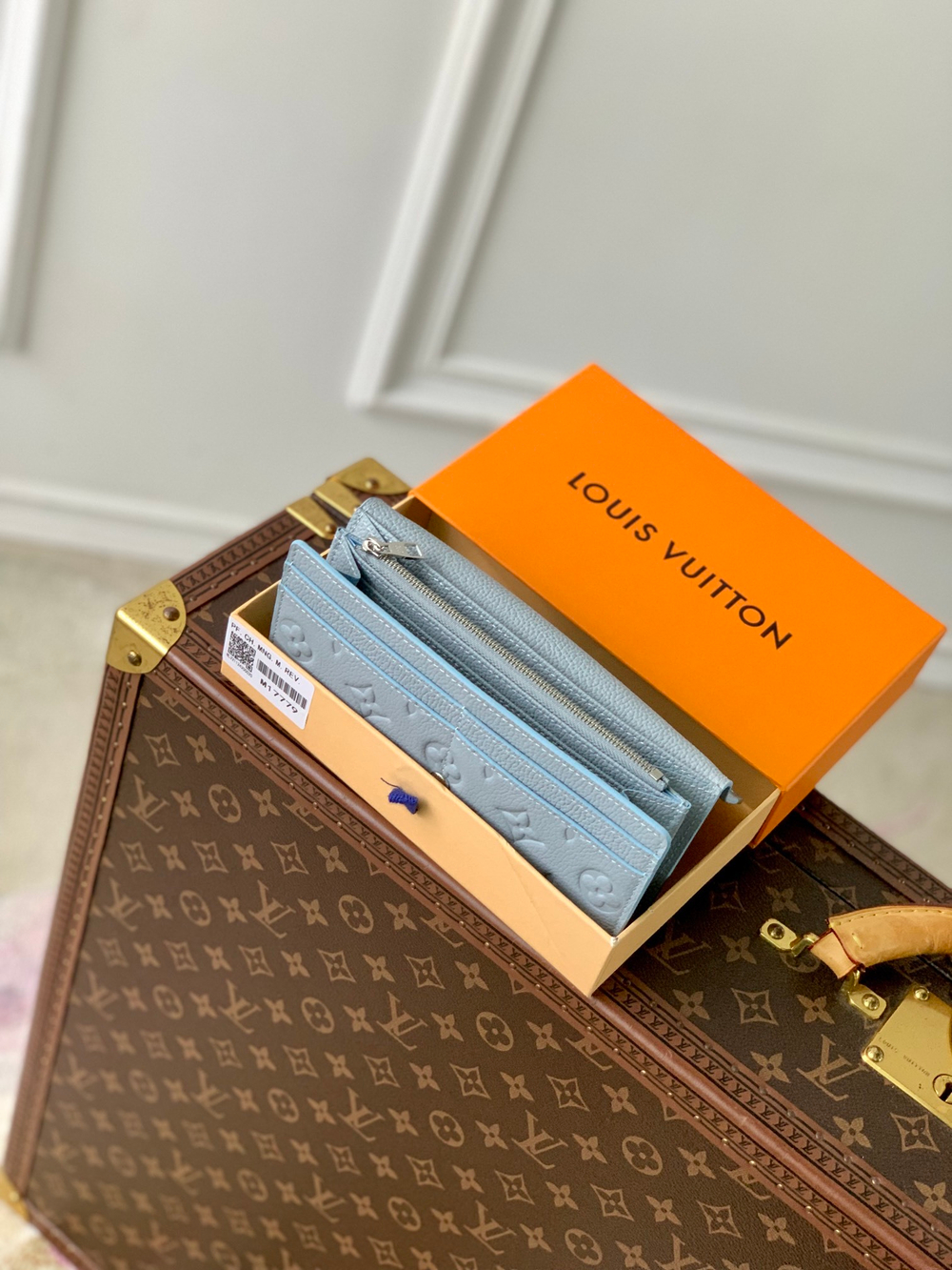 Louis Vuitton Sarah Wallet