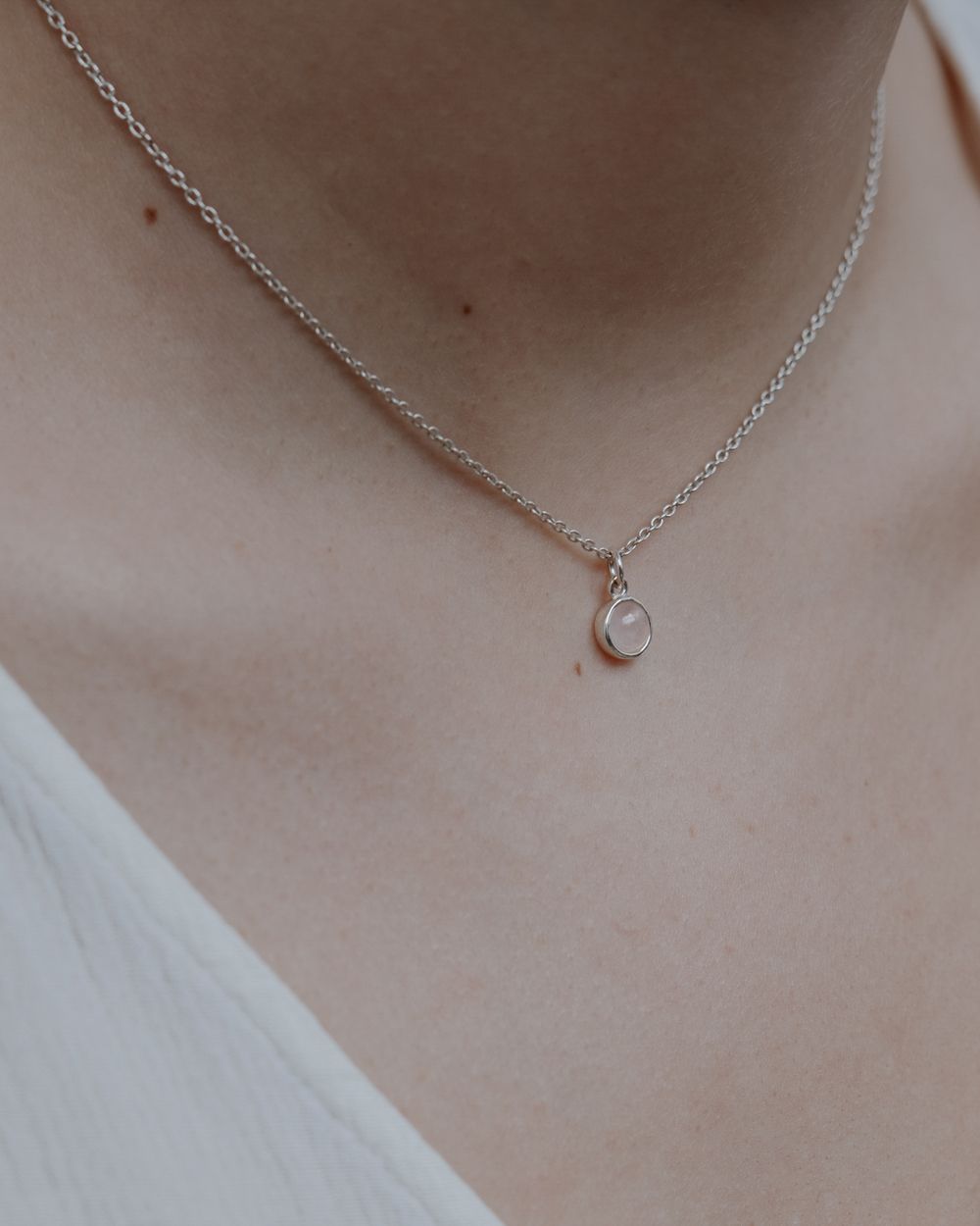 Подвеска Alpha с розовым кварцем