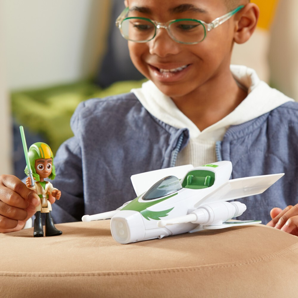 Hasbro Star Wars - X-wing + фигурка Кая Брайтстара Приключения юных джедаев F8014 / артикул   F7981 F8014  / GTIN 5010996144966