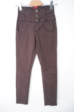 Джинсы стильные 40 размер