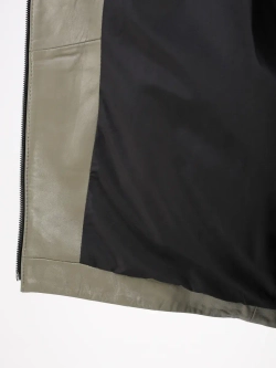 Кожаная куртка демисезонная с капюшоном