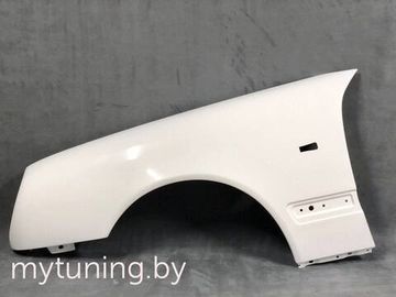 Крылья стеклопластиковые для Mercedes E W210 До рестайлинг