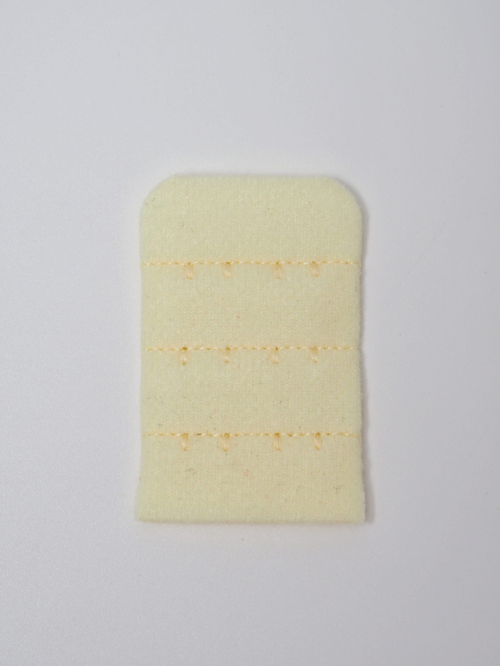 Застежка для бюстгальтера цвет сливочное масло с крючками 2х3