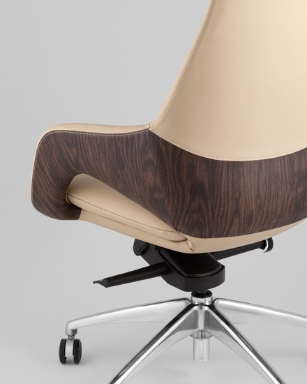 Кресло руководителя TopChairs Reign бежевый