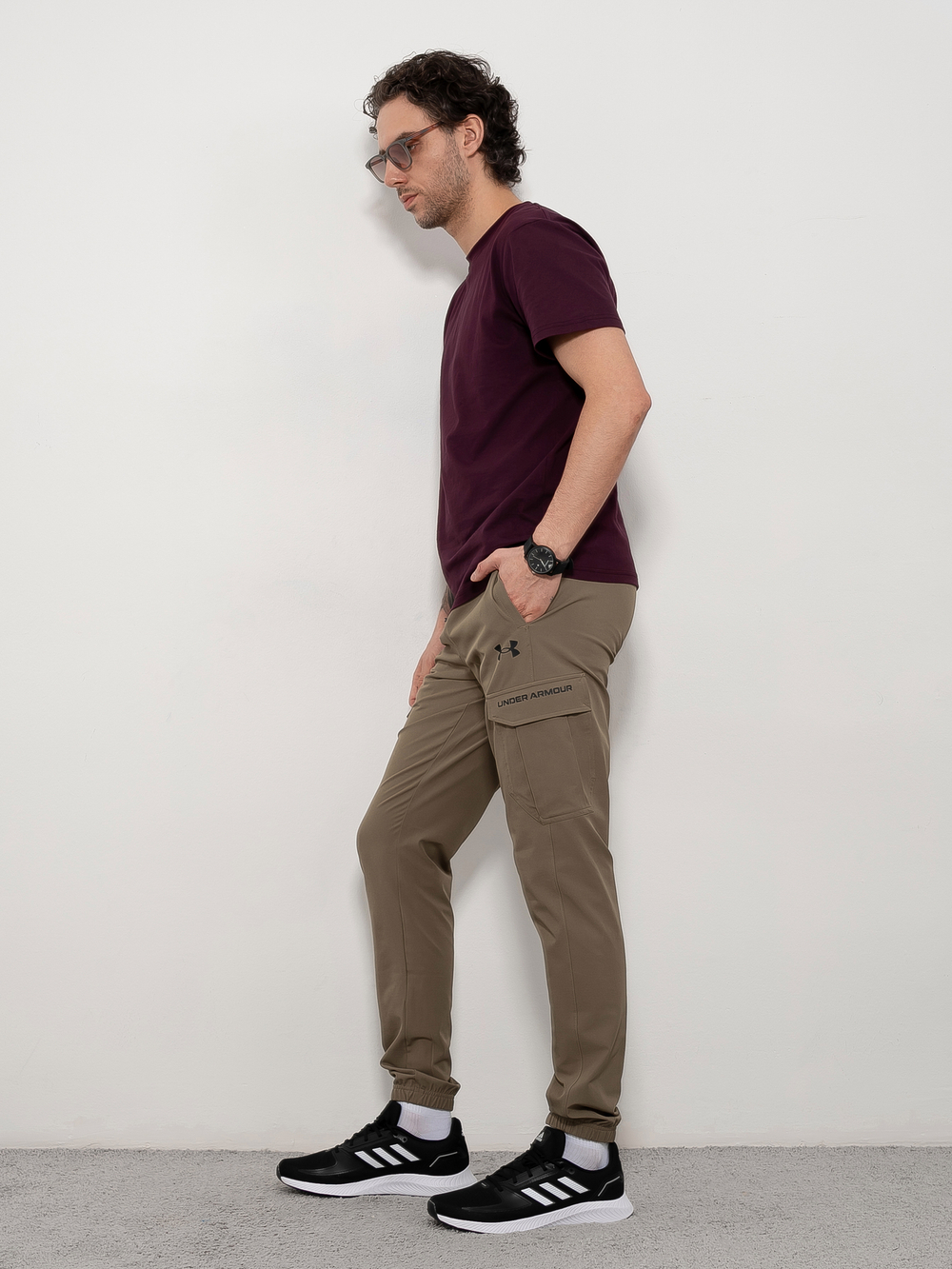Брюки Under Armour JD Woven Cargo Jogger 1372804-361