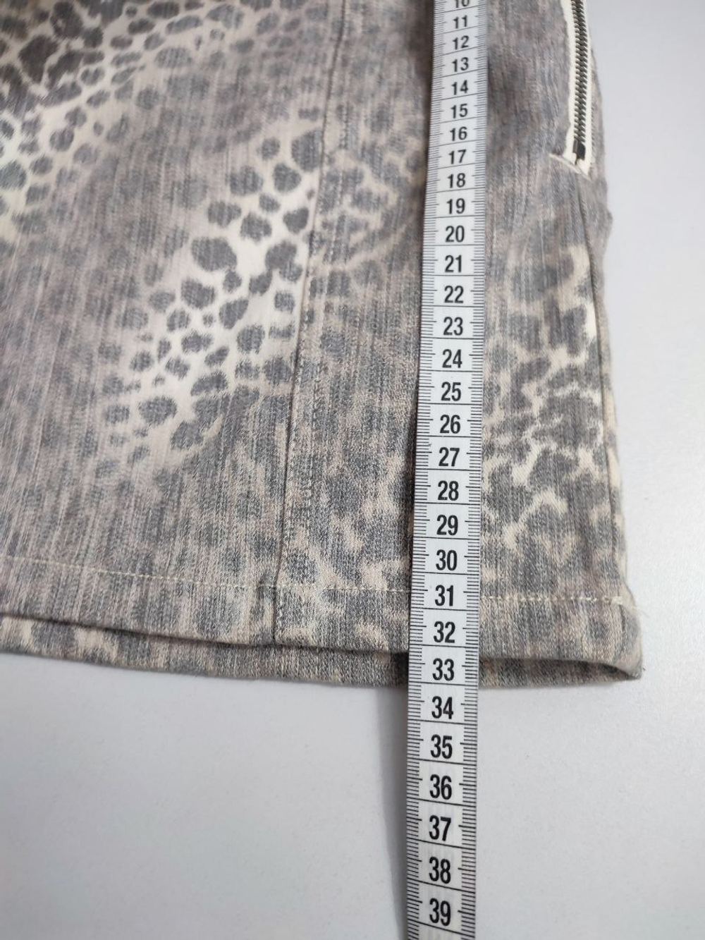 Юбка с принтом светлая 42 размер