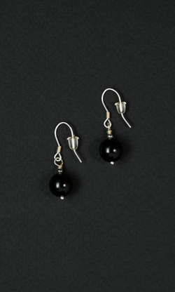 Серьги "Memo about Finance" из черного турмалина короткие из серебра 925