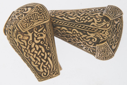 Фибула. Готланд 10-11 в. (медвежьи головы, пара)