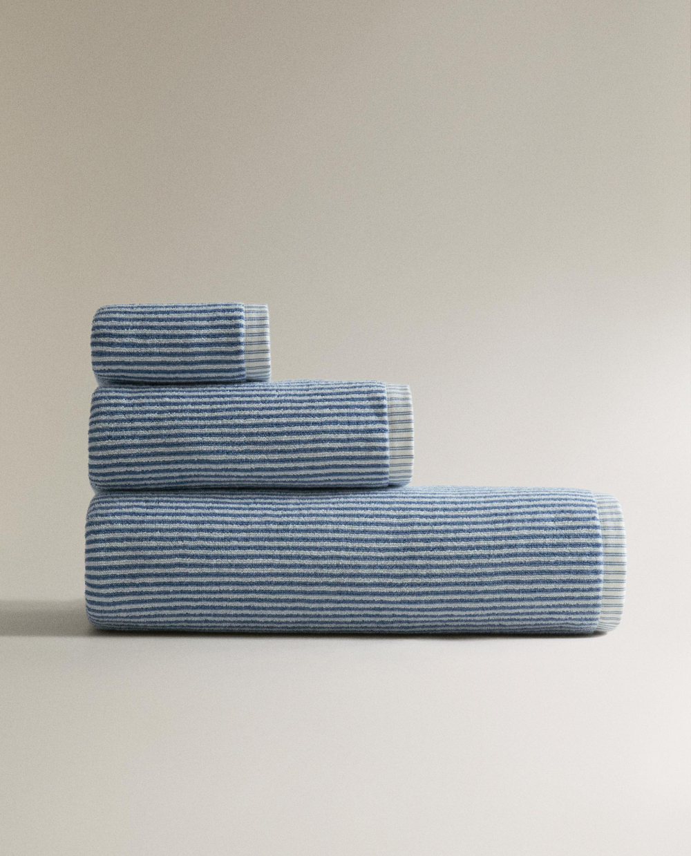 Zara Home Полотенце для лица и рук из хлопка, синий, в полоску · 6548/013