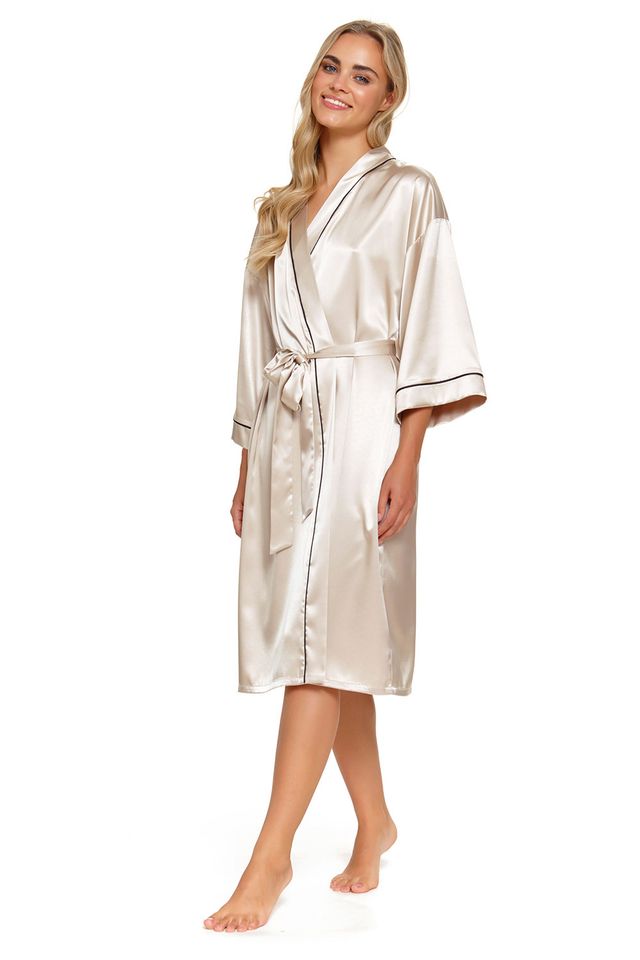 Халат цвета шампань