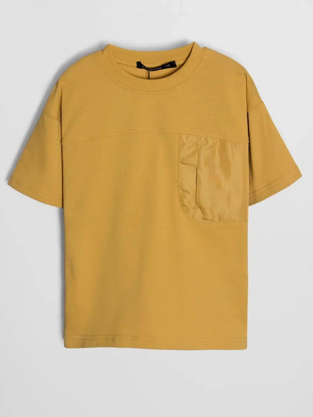 Футболка горчичного цвета для мальчика