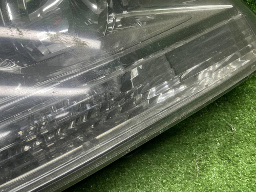 Фара правая Suzuki Grand Vitara (05-16) галоген