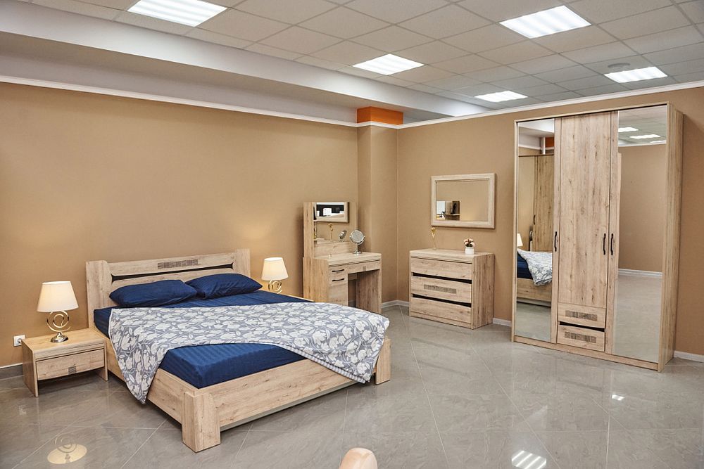 Монца Зеркало к комоду