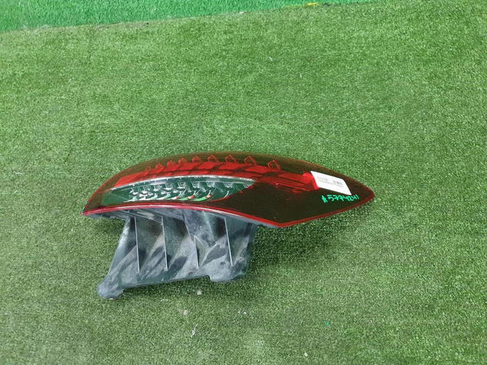 Фонарь правый внешний Mercedes E W213 (2020-2023)