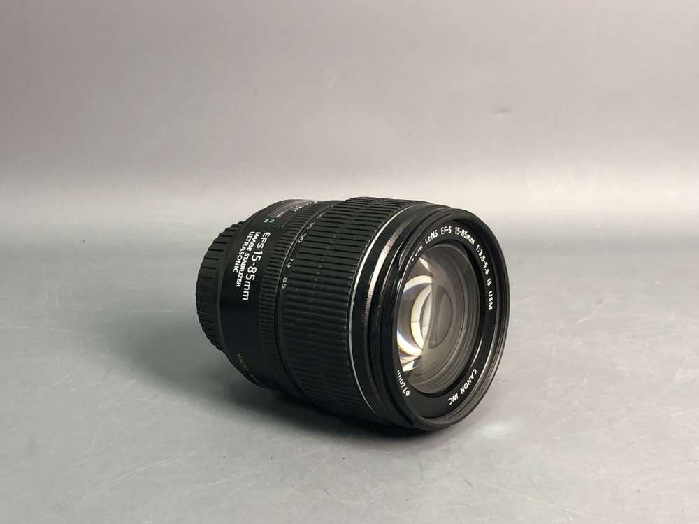 Canon 15-85mm IS USM (царапины на линзах)