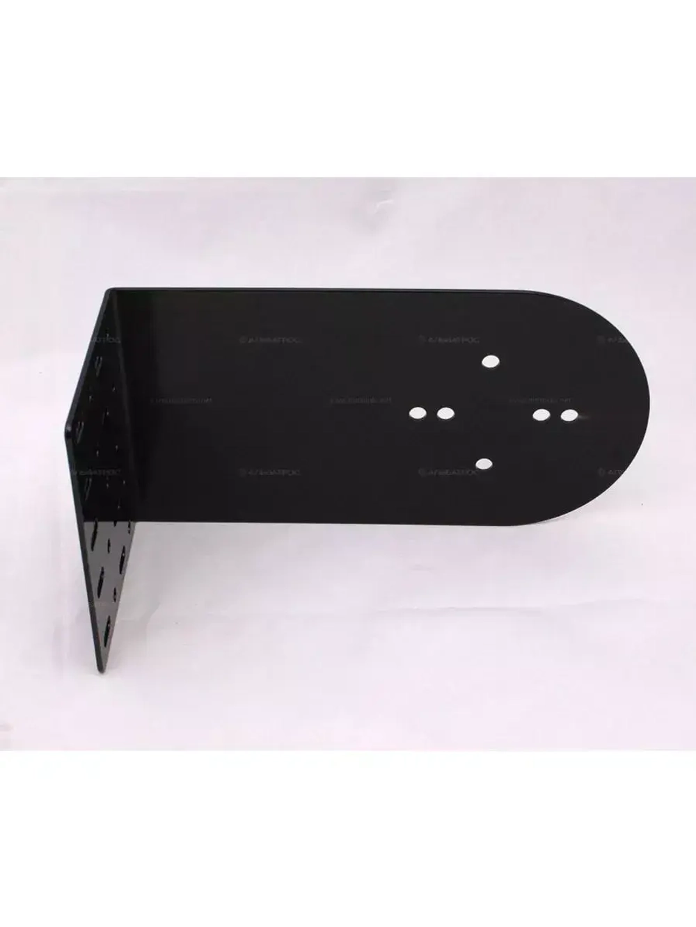 Кронштейн для установки канистр