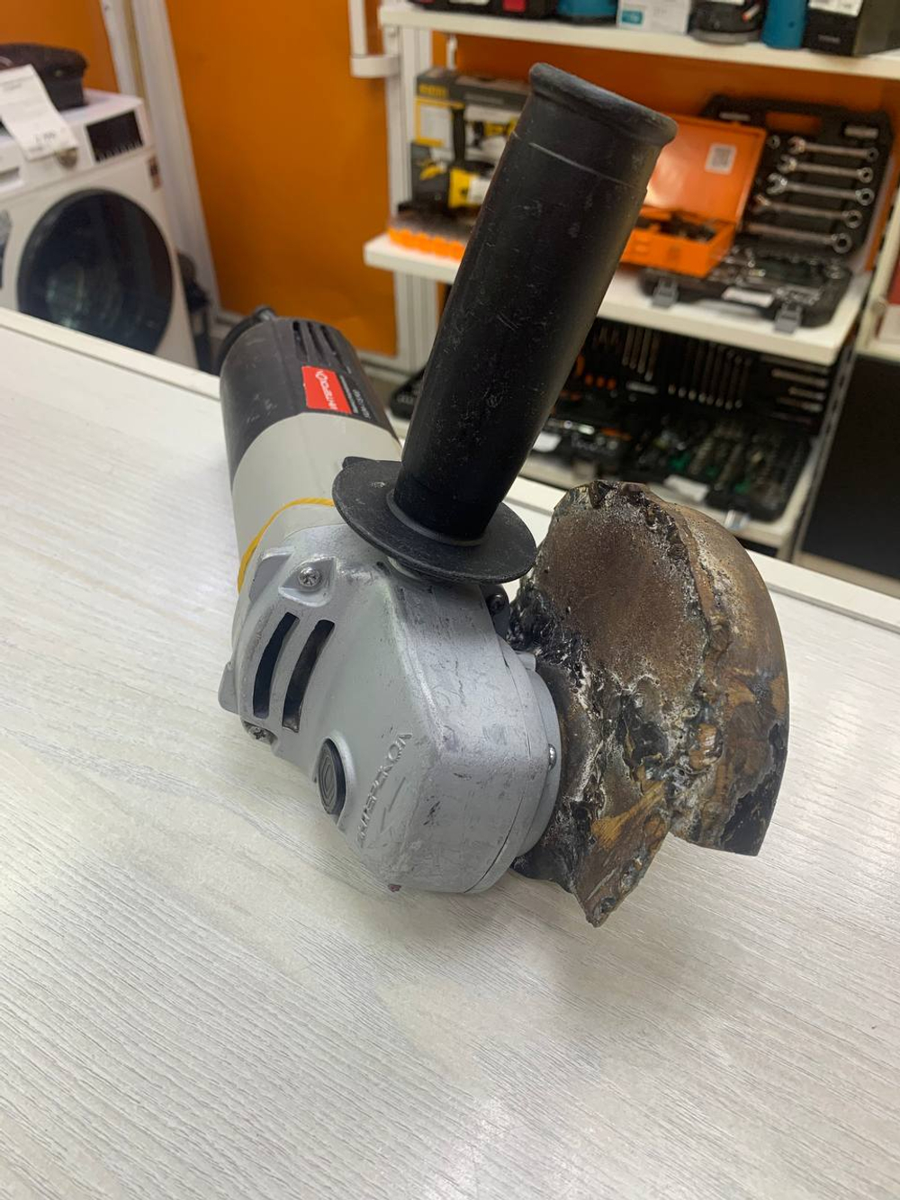 Угловая шлифовальная машина интерскол ушм-115/900