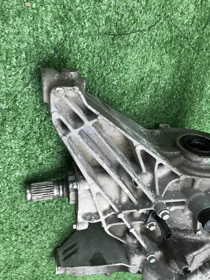 Редуктор заднего моста LR Discovery Sport (19-нв)