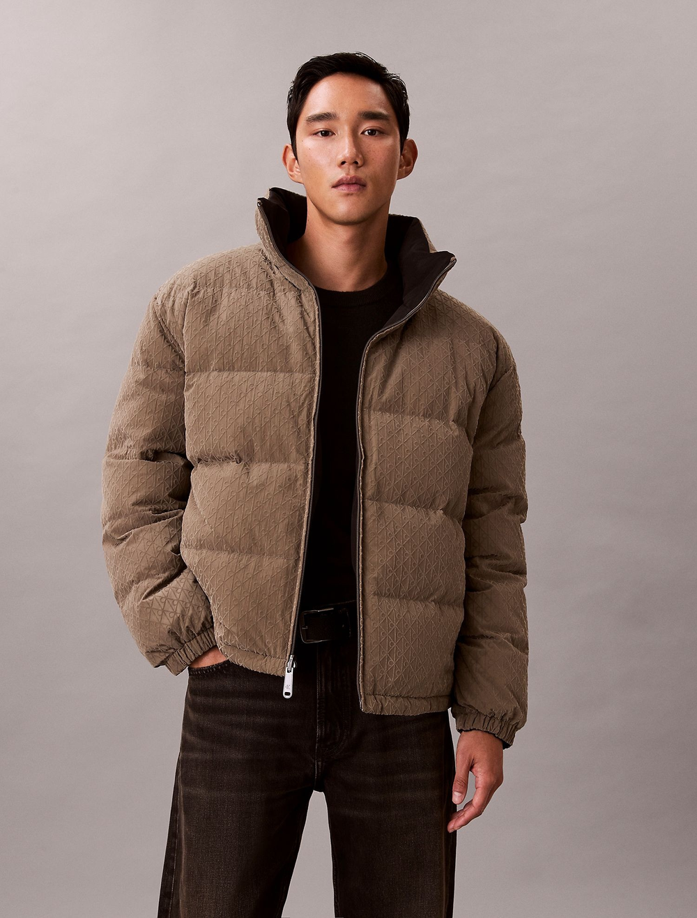 Пуховик Calvin Klein Allover Emblem Logo Reversible Bungee Cord