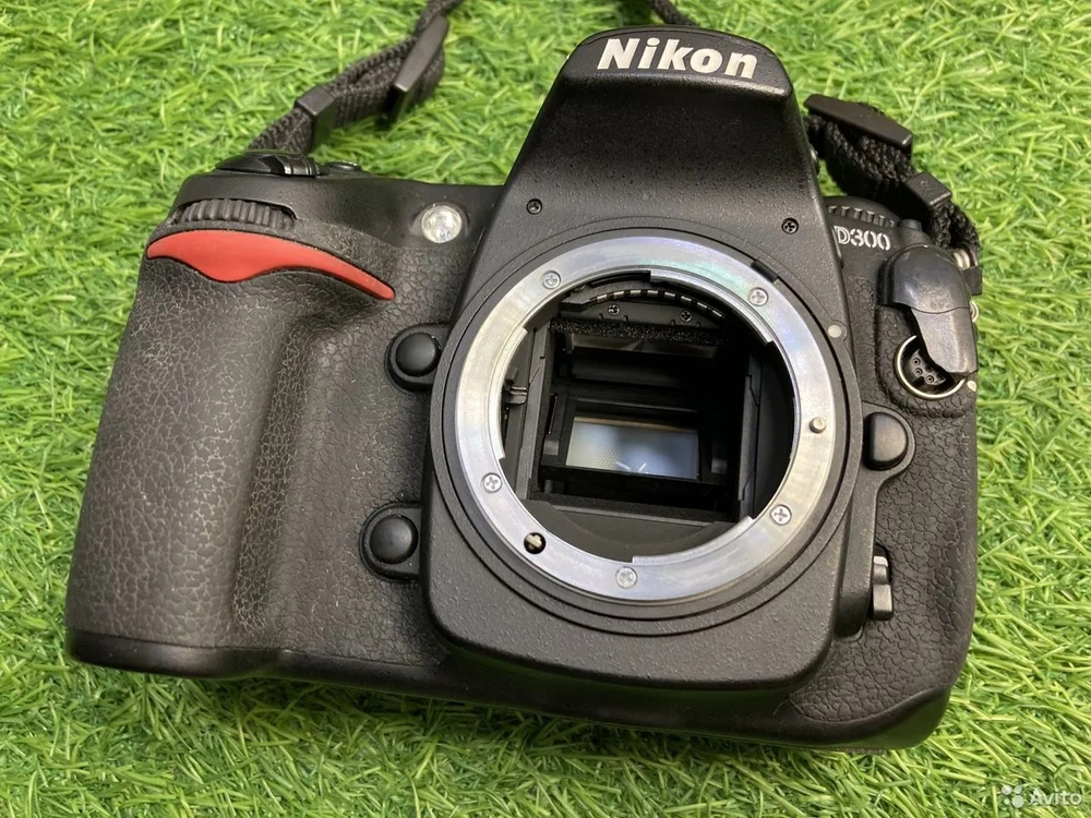 Nikon D300 (45.250 кадров) Покупка/Продажа