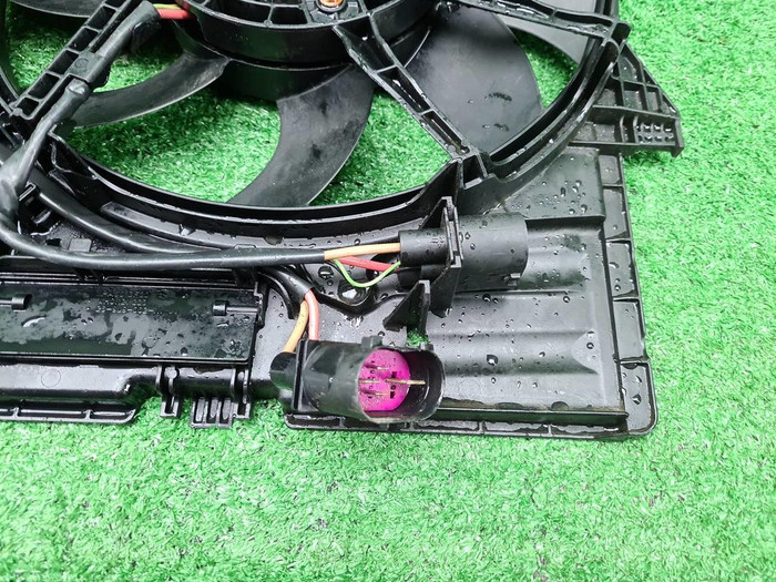 Диффузор с вентиляторами Porsche Macan 95b (14-нв)