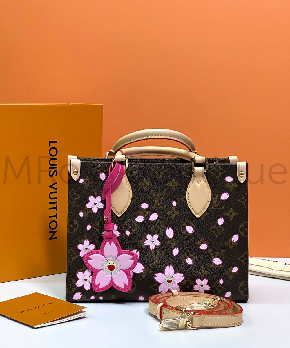 Коричневая сумка Louis Vuitton Onthego PM с узором монограм и цветами