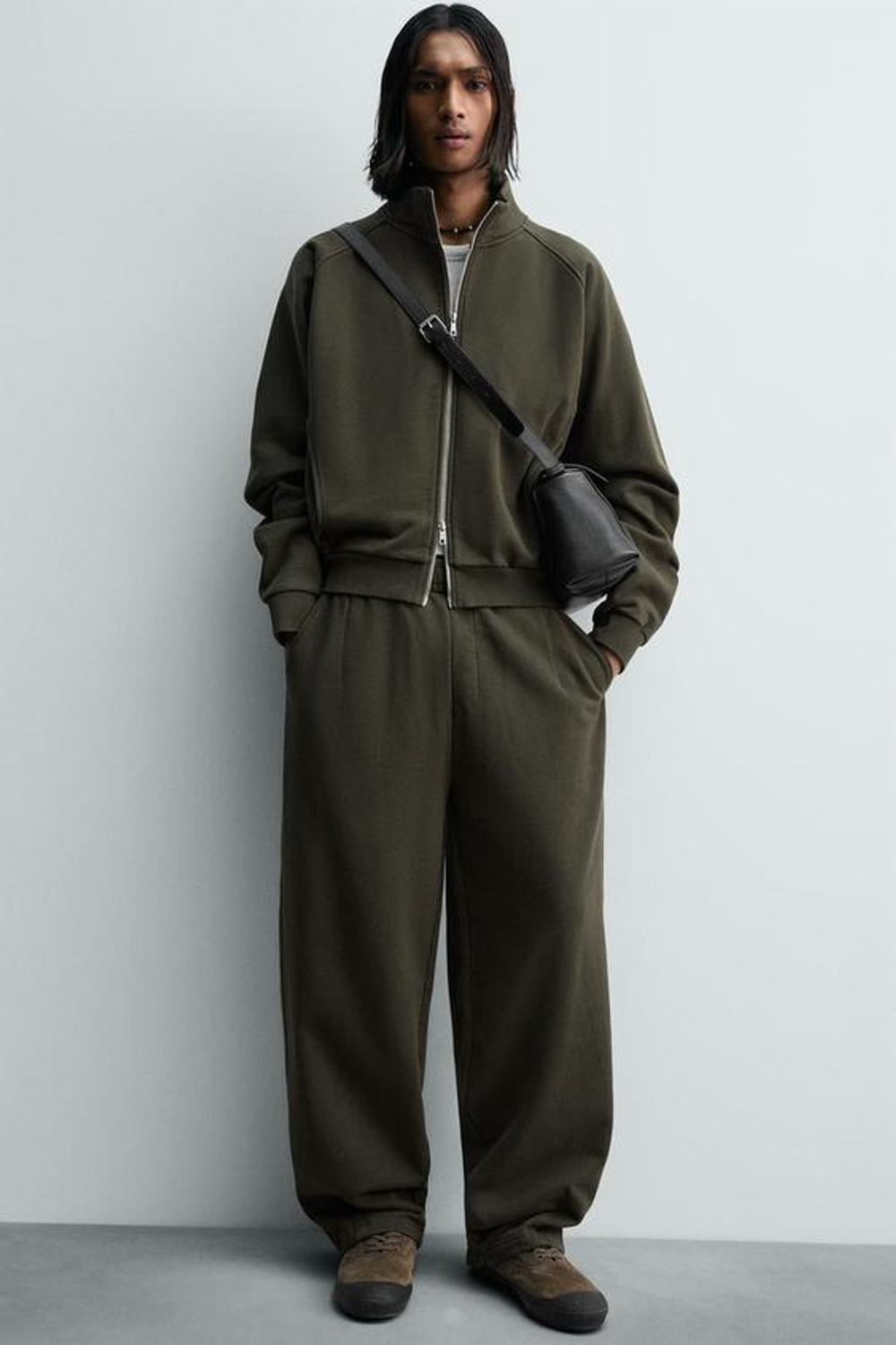 ZARA ДЖОГГЕРЫ BALLOON FIT С ЭФФЕКТОМ ПОТЕРТОСТИ - LIMITED EDITION, ХАКИ