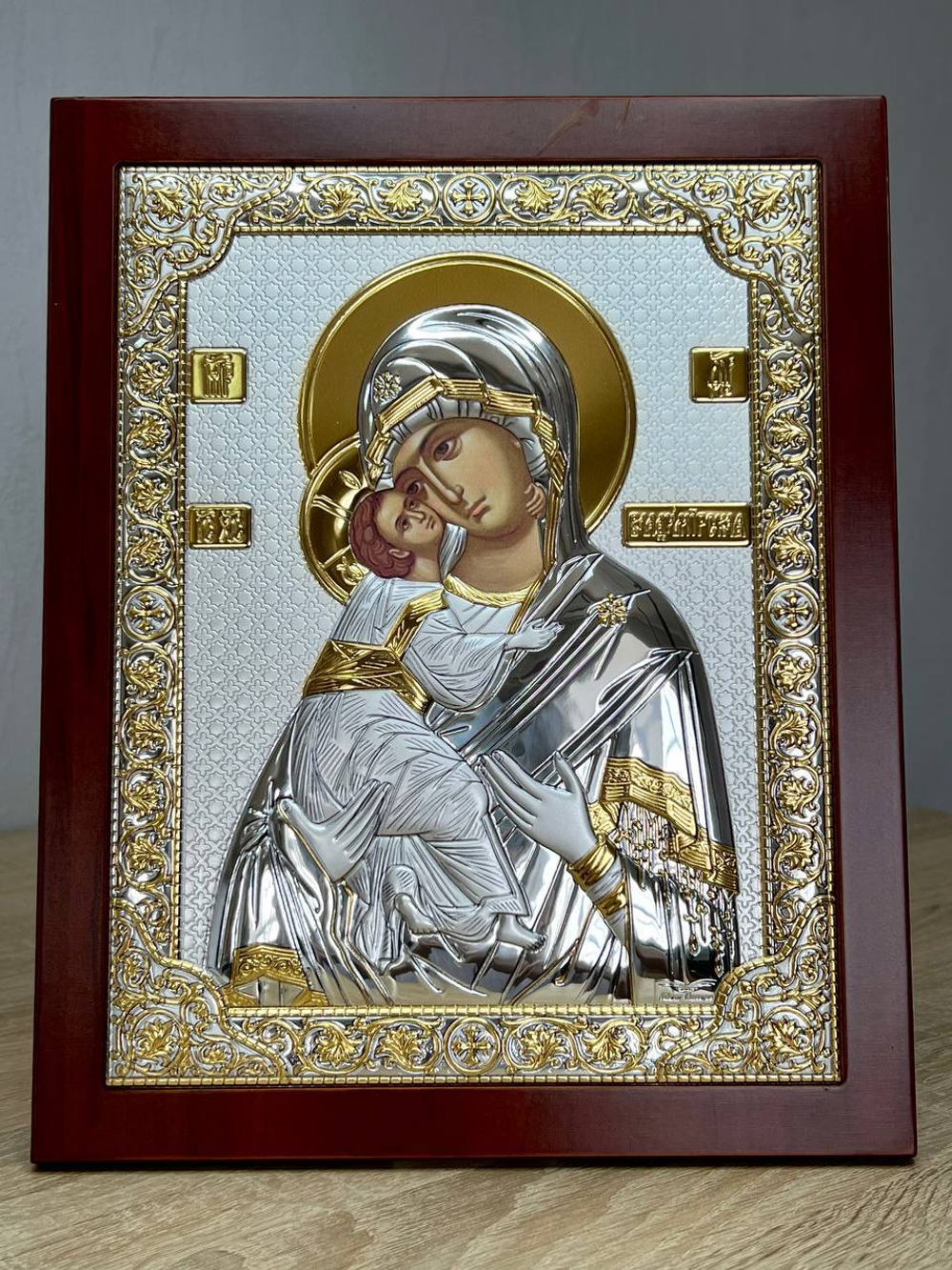 Владимирская БМ, икона прямоугольная с рамкой, красное дерево 210х260