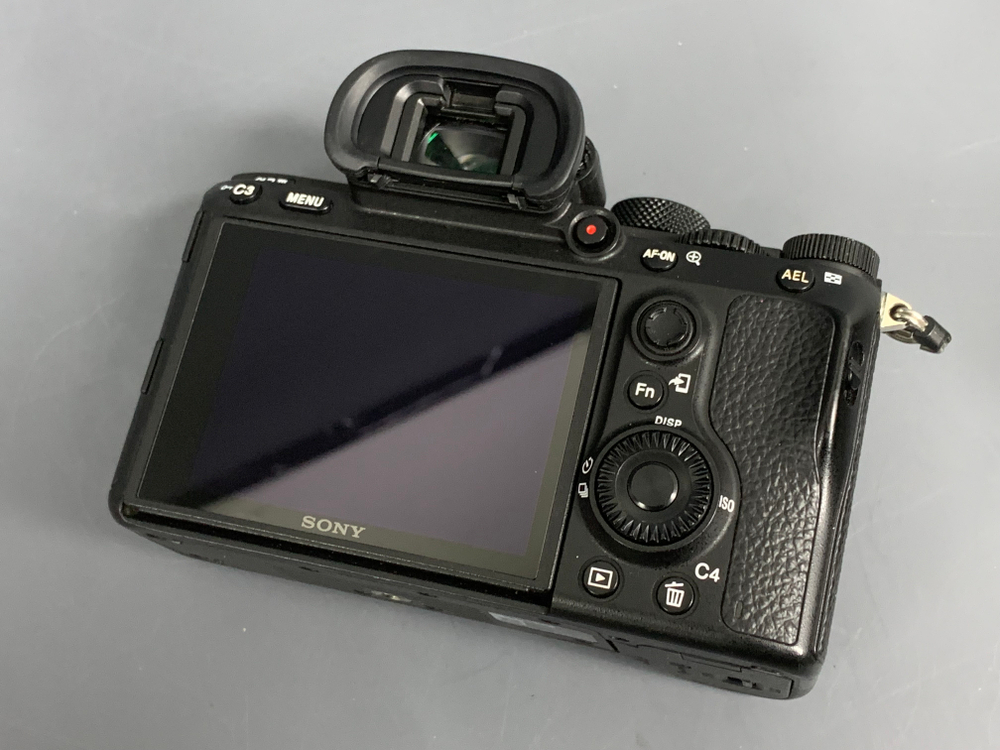 Sony A7 III 41.500 кадров