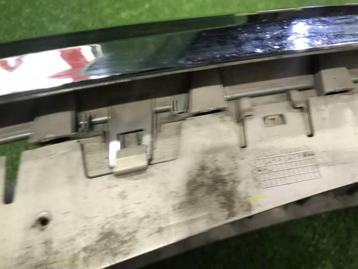 Решетка радиатора левая BMW X5 F15 X6 F16 (13-18)