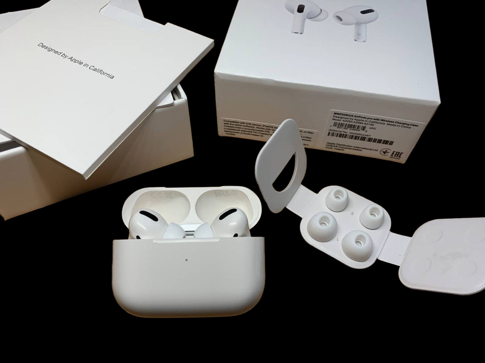 Беспроводные наушники Apple AirPods Pro RU Белый (MWP22RU/A)