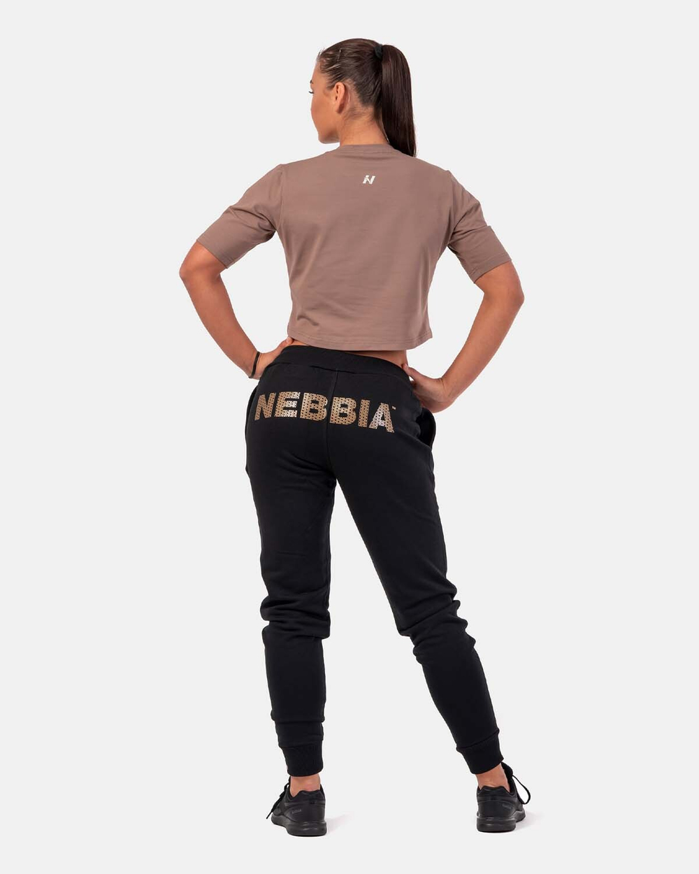 Женская укороченная футболка Minimalist Logo NEBBIA Crop T-shirt 600 Brown