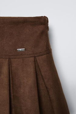ZARA ЮБКА В СКЛАДКУ ИЗ ИСКУССТВЕННОЙ ЗАМШИ, КОРИЧНЕВЫЙ