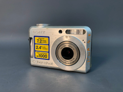 Sony DSC-S700