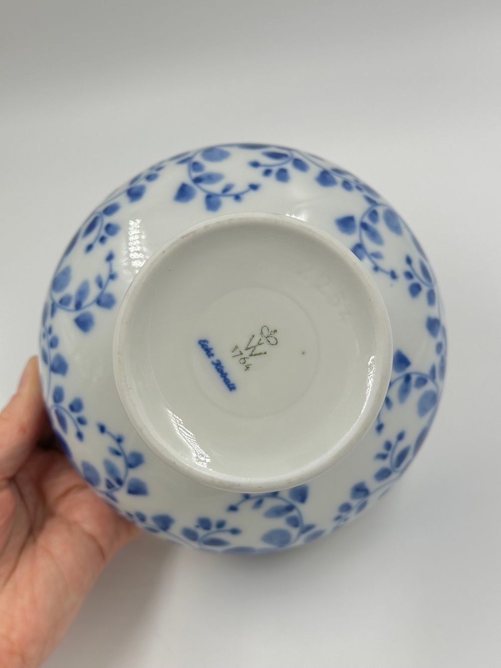 Ваза с синими цветами Wallendorf