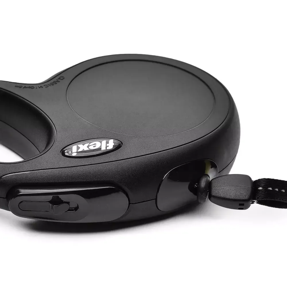 Поводок-рулетка Flexi New Classic M (до 20 кг) 8 м трос черная Поводок-рулетка Flexi New Classic M (до 20 кг) 8 м трос черная