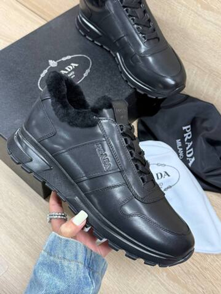 Кроссовки Prada