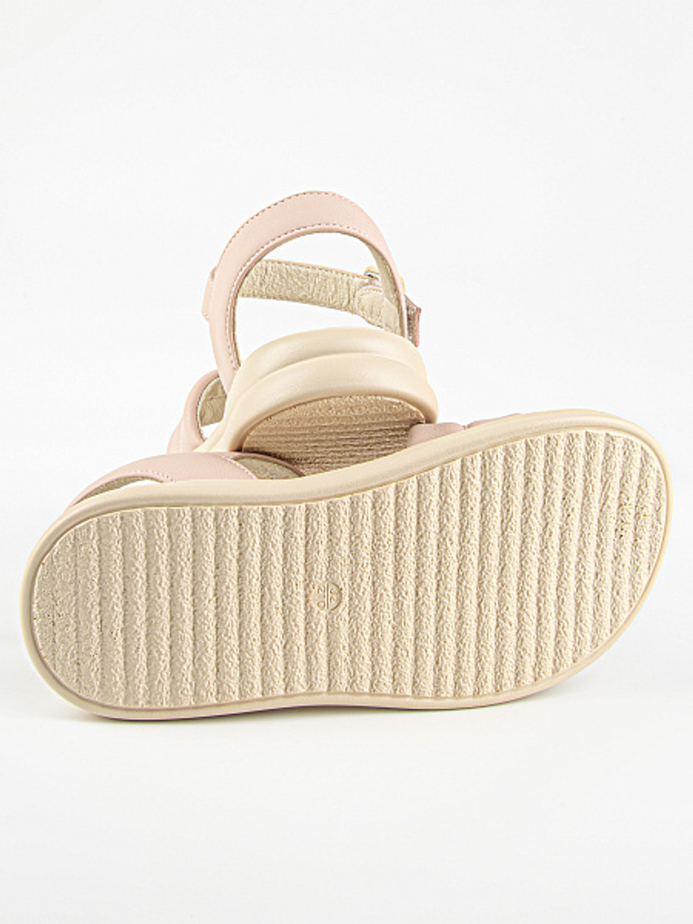 Сандалии летние