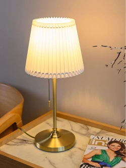 Торшер настольный с абажуром из ткани