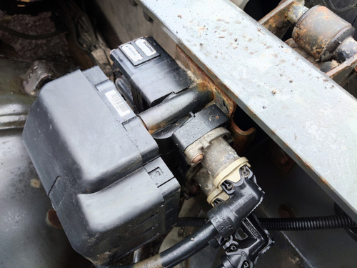 Кран уровня пола главный