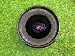Canon EF-S 10-22mm 3.5-4.5 USM