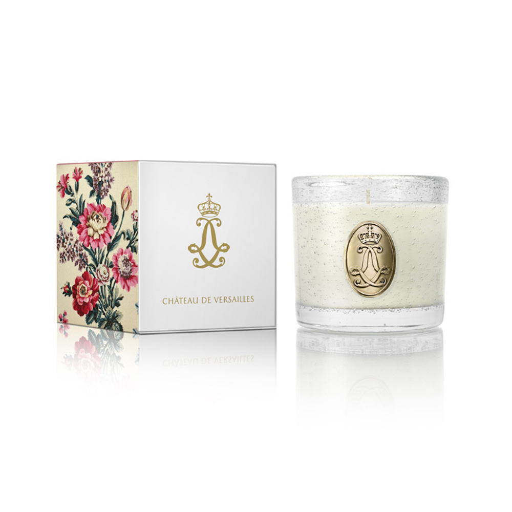 Ароматическая свеча Small 120г Chateau De Versailles Будуар королевы - Boudoir de La Reine в подарочной коробке
