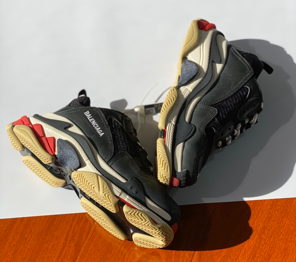 Balenciaga Triple S