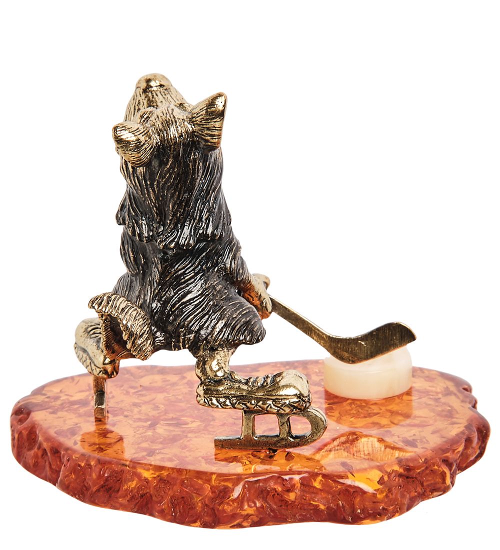 Народные промыслы AM- 239 Фигурка «Волк хоккеист» (латунь, янтарь)