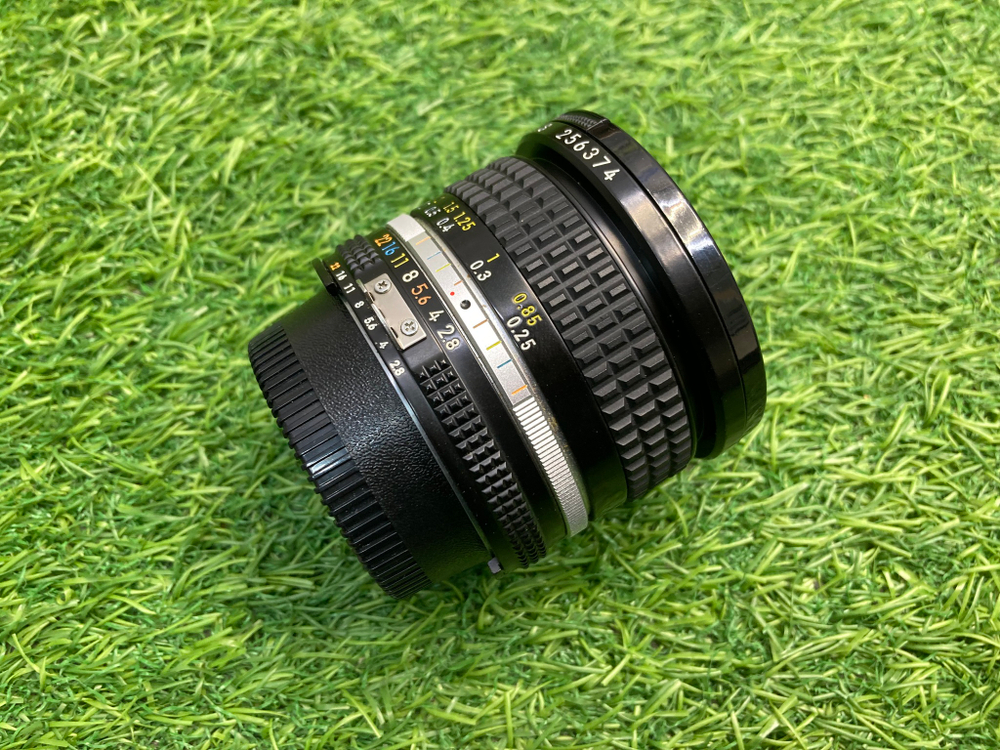 Nikon Nikkor 20mm 2.8 Ai-S