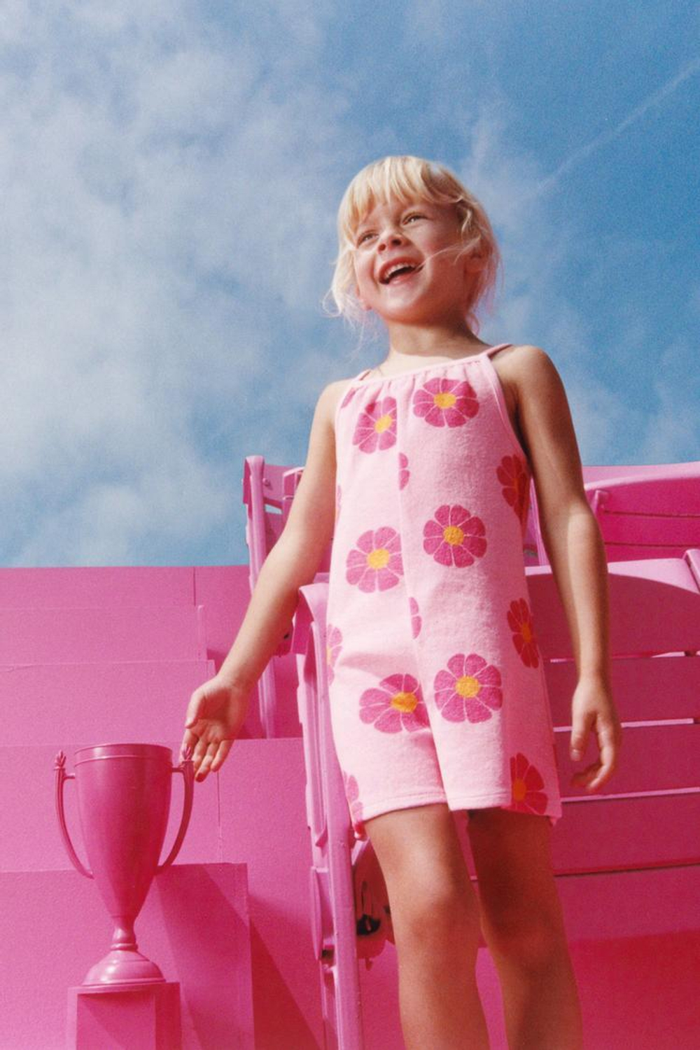 ZARA КОМБИНЕЗОН ИЗ МАХРОВОЙ ТКАНИ С ПРИНТОМ, РОЗОВЫЙ