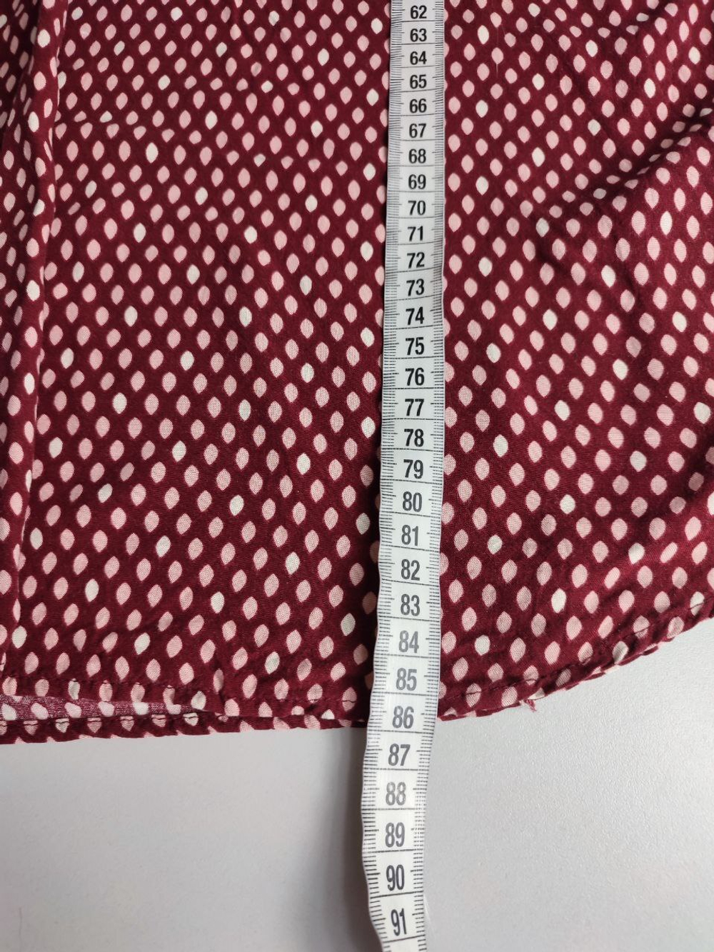 Платье H&M тонкое из вискозы на 40 размер