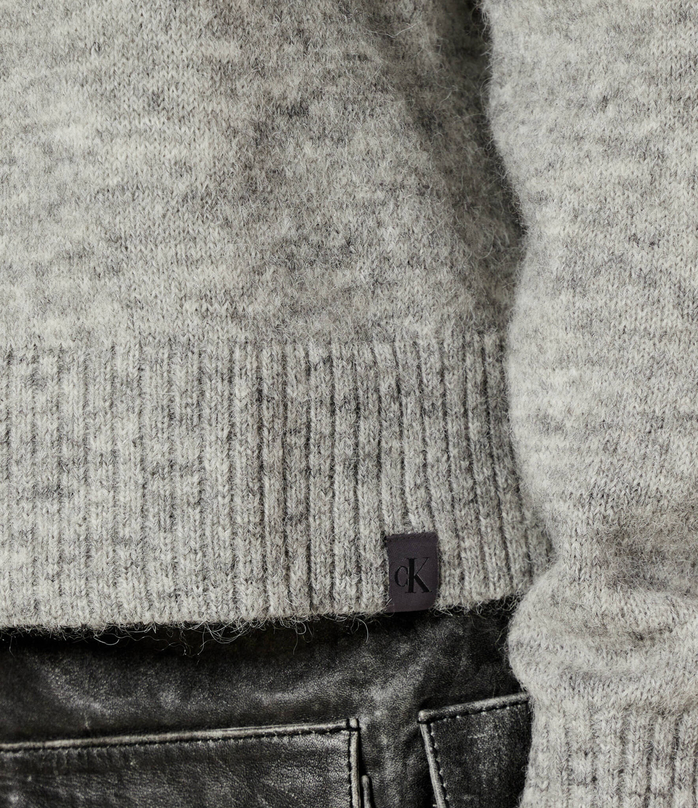 Свитер Calvin Klein Jeans - серый(J20J224238)