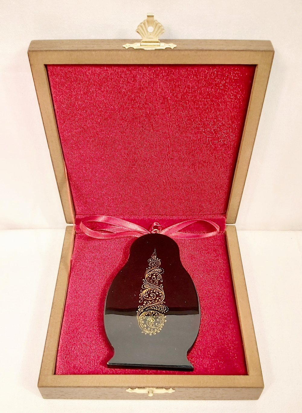 Сувенир "Матрешка" с росписью Палех в подарочном футляре